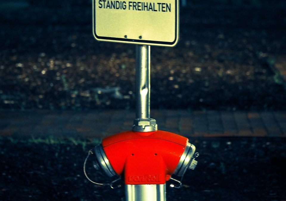 Dinas Damkar Tabalong Bantu Kecelakaan di Pelabuhan