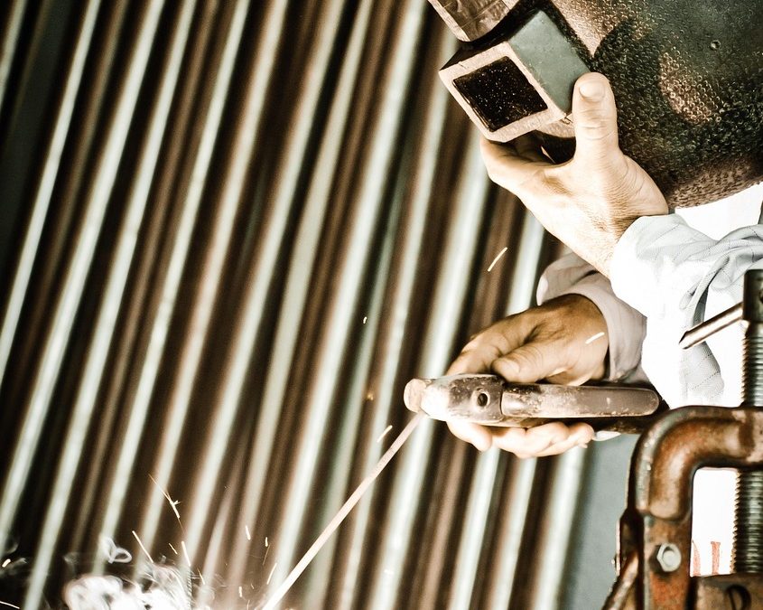 Dinas Damkar Tabalong Padamkan Kebakaran Di Area Permukiman